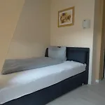 Amy Hotel 2*