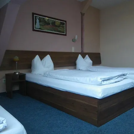 Amy Otel Regensburg