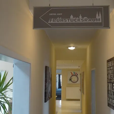 Amy 2* Regensburg