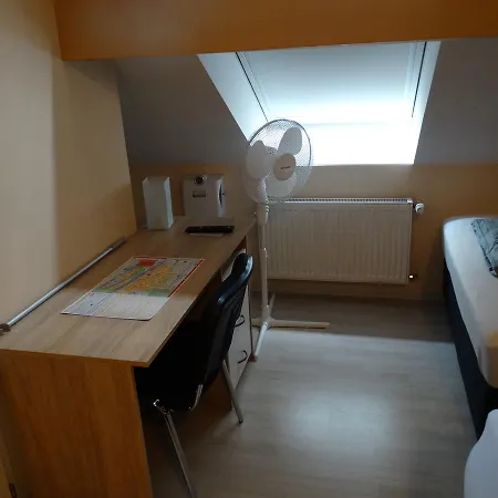 Amy Otel Regensburg