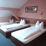 Amy Otel Regensburg