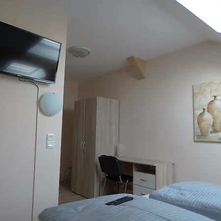 Amy Hotel 2*